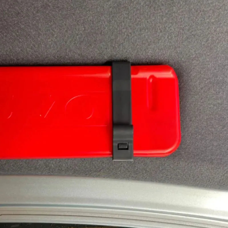 1Pc Emergency Warning Triangle Bracket / Support Car Trunk Sign Fixed Buckle For Volvo S60 V70 Xc60 Xc70 S40 V50 S80 30721387